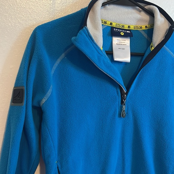 Sperry 1/4 zip pull over - Picture 3 of 3